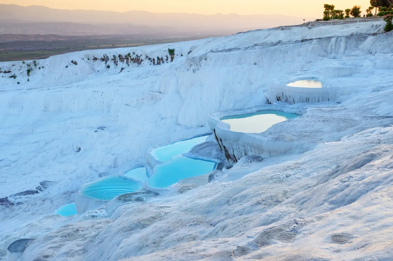 Comprendre les phénomènes exceptionnels liés aux glaciers