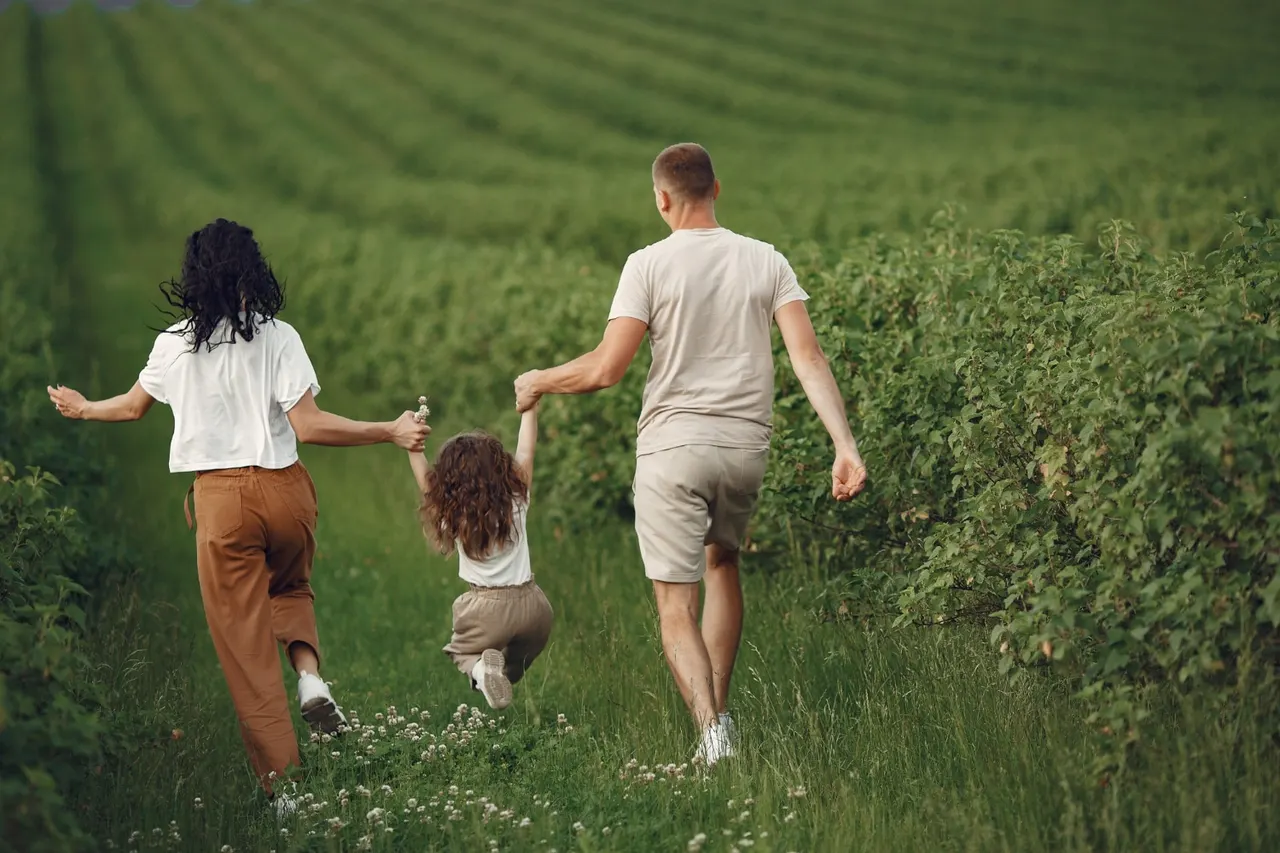 Comment organiser une journée de découverte de la nature avec les enfants