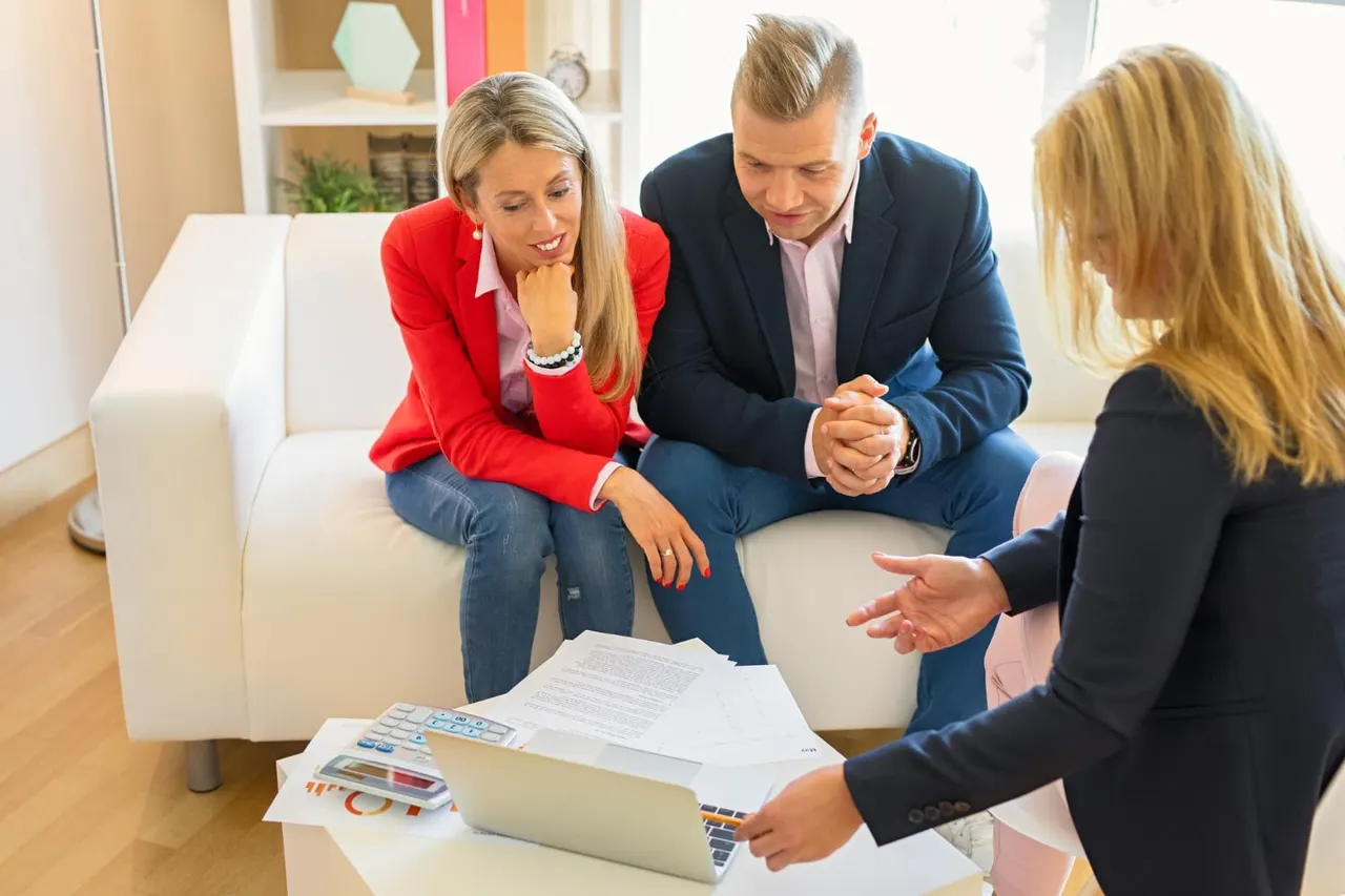 Holding SCI : une solution pour gérer son patrimoine immobilier de manière optimale.