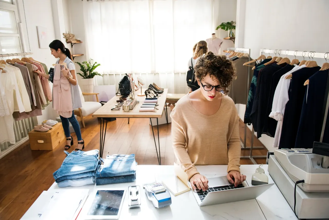 Pourquoi le slow fashion est-il la tendance éthique à suivre?
