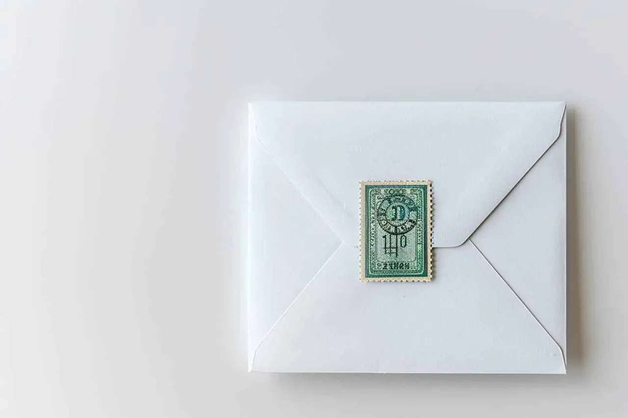 Pourquoi utiliser une lettre de 100g pour vos envois postaux ?