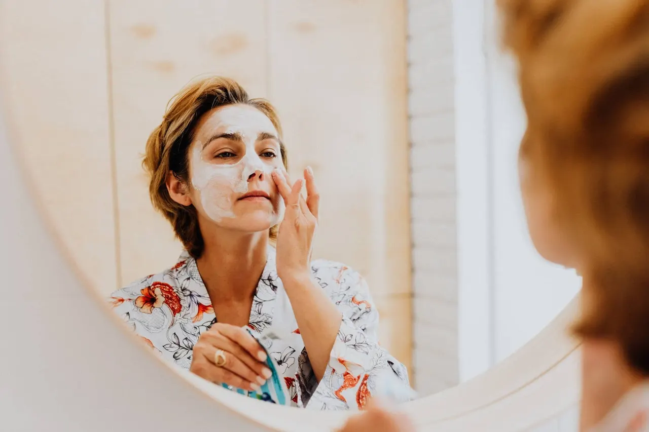 Produits cosmétiques : quels sont les avantages des produits naturels et bio ?
